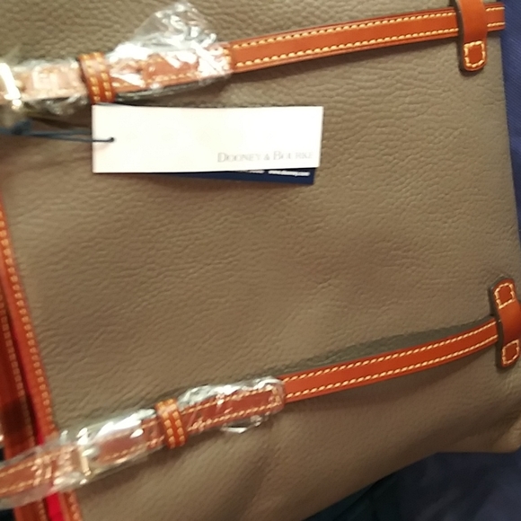 Dooney & Bourke tote - Picture 5 of 8